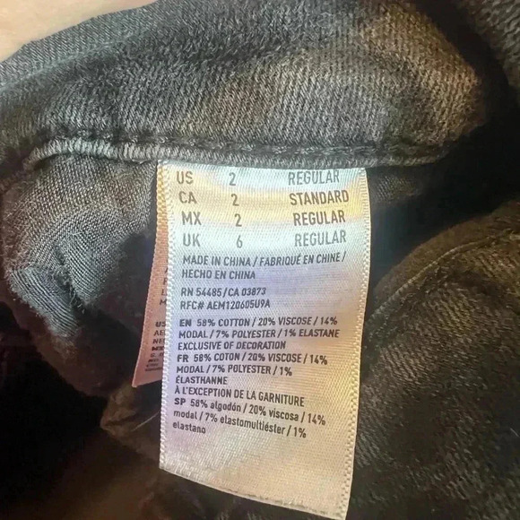 American Eagle Women’s Distressed Super Stretch Hi Rise Jeggings. Size 2 Regular - Picture 5 of 5